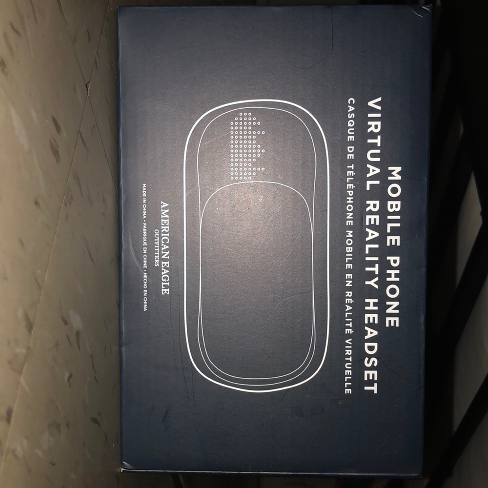 Mobile Phone Virtual Reality Headset